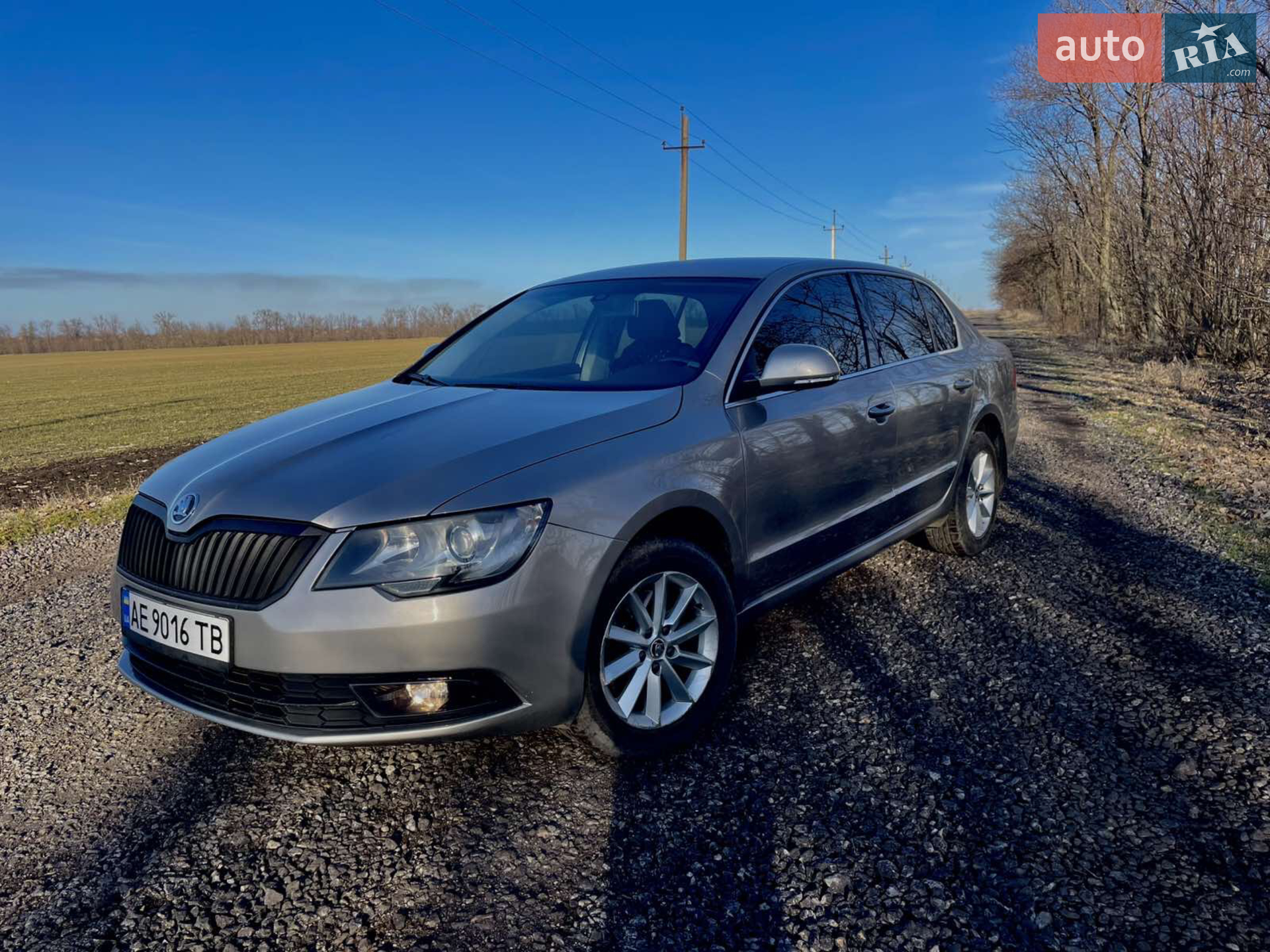 2013 Skoda Superb - мініатюра 2