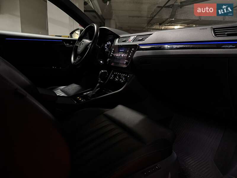 Лифтбек Skoda Superb 2018 в Киеве