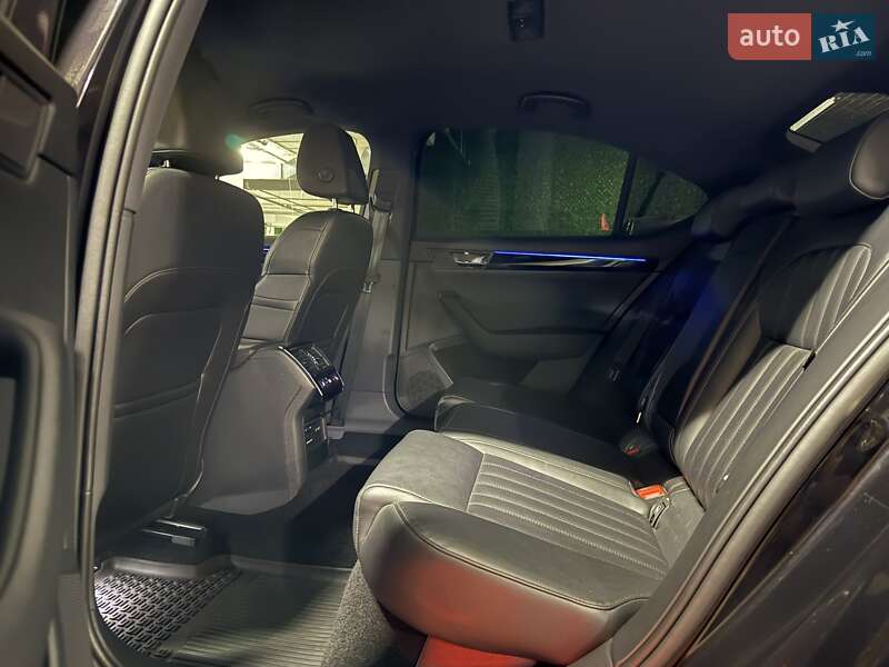 Лифтбек Skoda Superb 2018 в Киеве