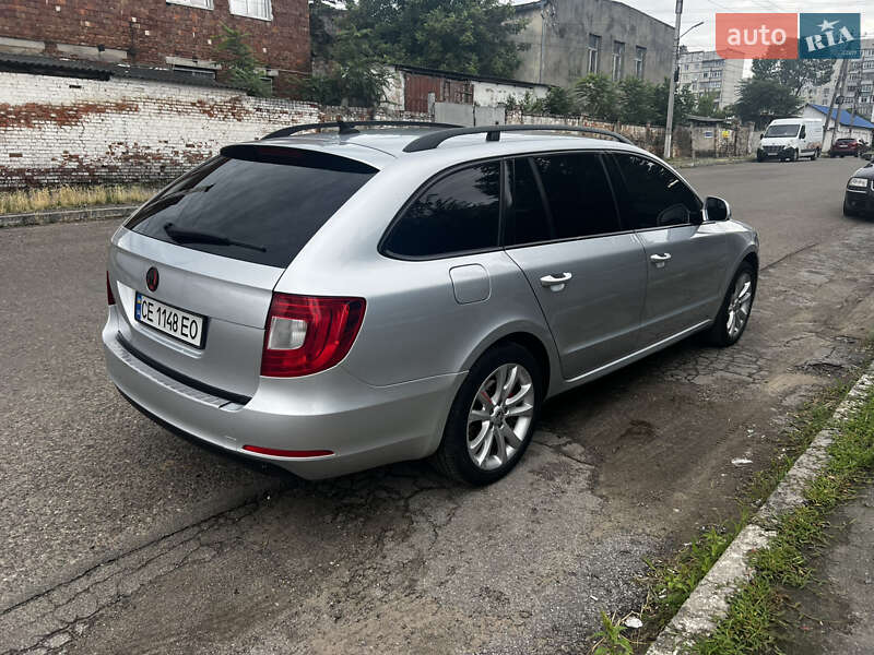 Универсал Skoda Superb 2012 в Черновцах