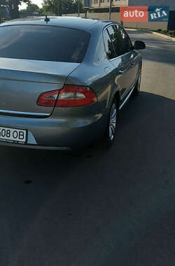 Лифтбек Skoda Superb 2010 в 