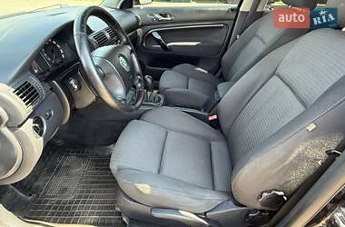 Лифтбек Skoda Superb 2006 в 