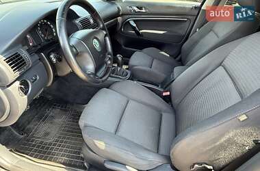 Лифтбек Skoda Superb 2006 в 
