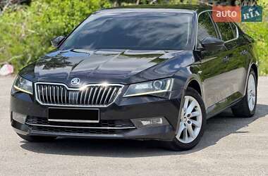 Лифтбек Skoda Superb 2017 в Звягеле