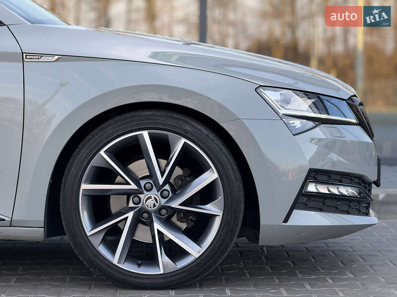 Лифтбек Skoda Superb 2020 в Луцке