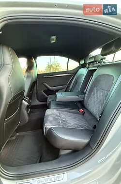 Лифтбек Skoda Superb 2020 в 