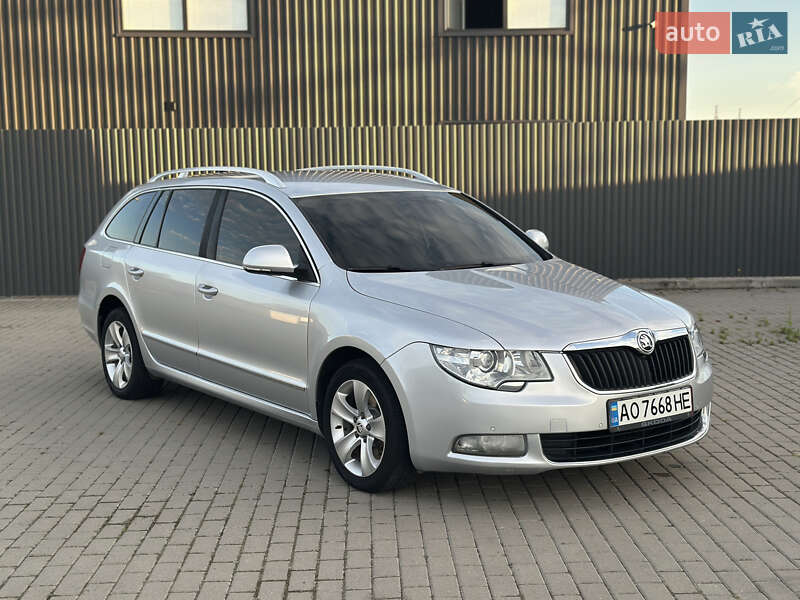 Skoda Superb 2011