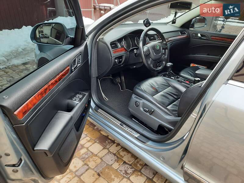 Лифтбек Skoda Superb 2009 в Тернополе