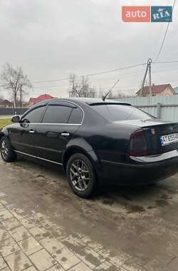 Лифтбек Skoda Superb 2007 в Долине
