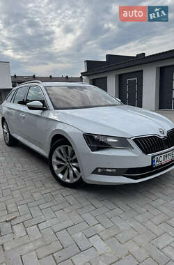 Универсал Skoda Superb 2016 в Луцке