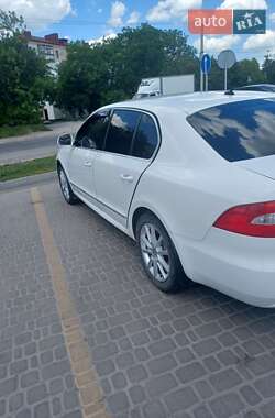 Лифтбек Skoda Superb 2010 в 