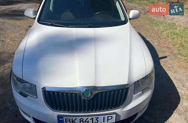 Ліфтбек Skoda Superb 2012 в Сарнах