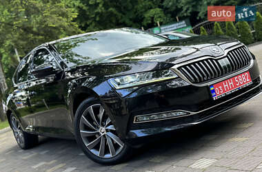 Лифтбек Skoda Superb 2021 в 
