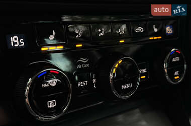 Лифтбек Skoda Superb 2021 в 