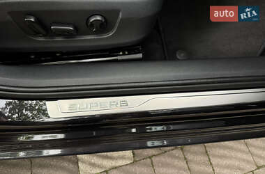 Лифтбек Skoda Superb 2021 в 
