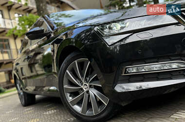 Лифтбек Skoda Superb 2021 в 