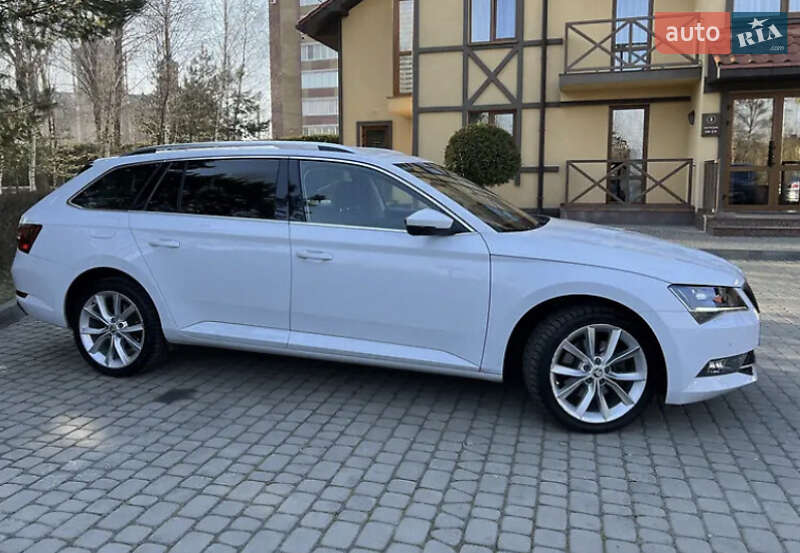 Универсал Skoda Superb 2016 в Днепре