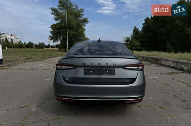 Лифтбек Skoda Superb 2025 в 