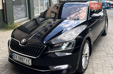 Лифтбек Skoda Superb 2017 в 
