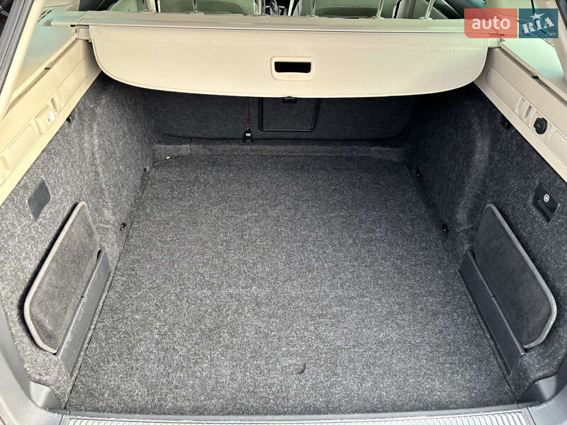 Універсал Skoda Superb 2019 в Мукачевому