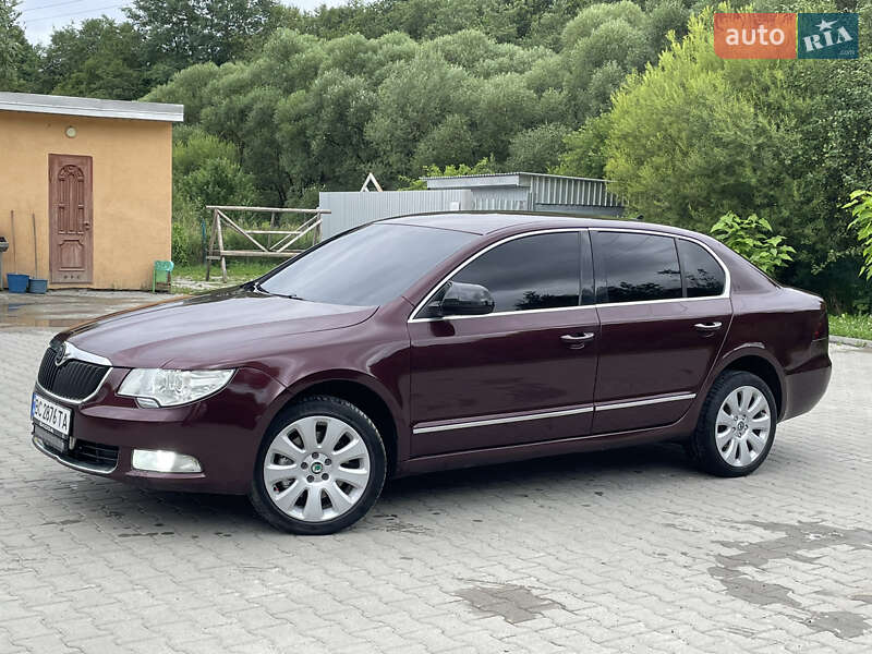 Лифтбек Skoda Superb 2011 в Турке