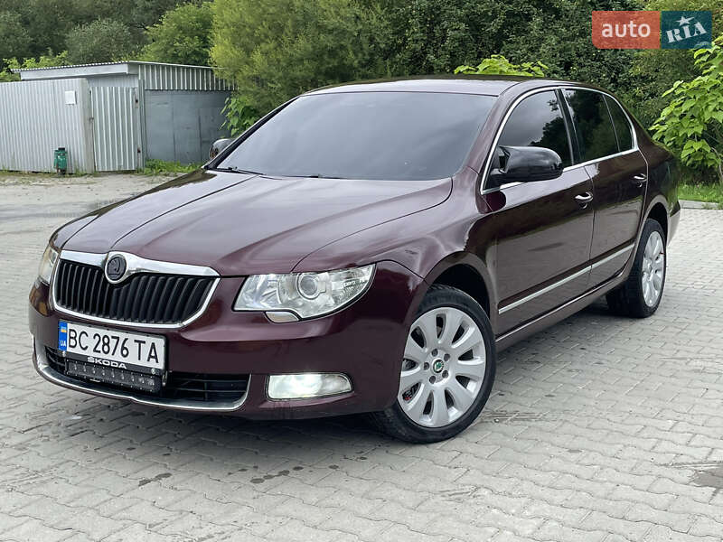 Лифтбек Skoda Superb 2011 в Турке