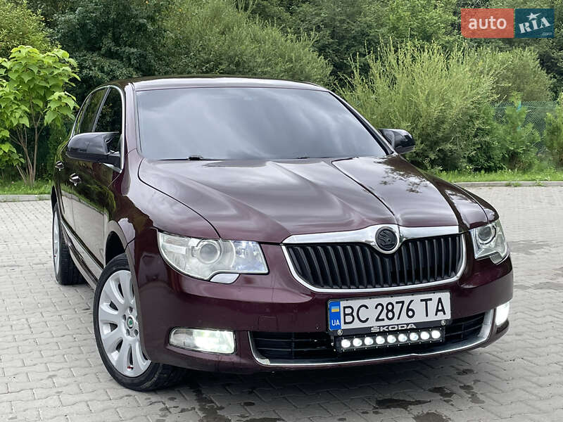 Лифтбек Skoda Superb 2011 в Турке