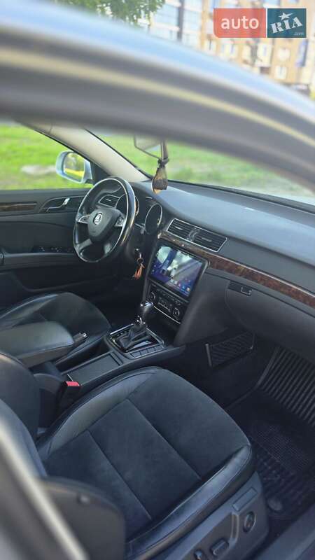 Ліфтбек Skoda Superb 2013 в Луцьку