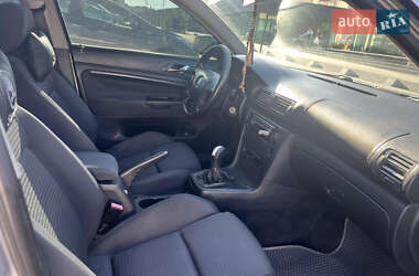 Лифтбек Skoda Superb 2006 в 