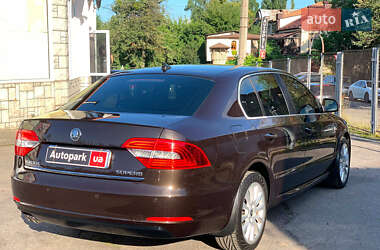 Ліфтбек Skoda Superb 2013 в 
