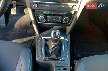 Ліфтбек Skoda Superb 2013 в 