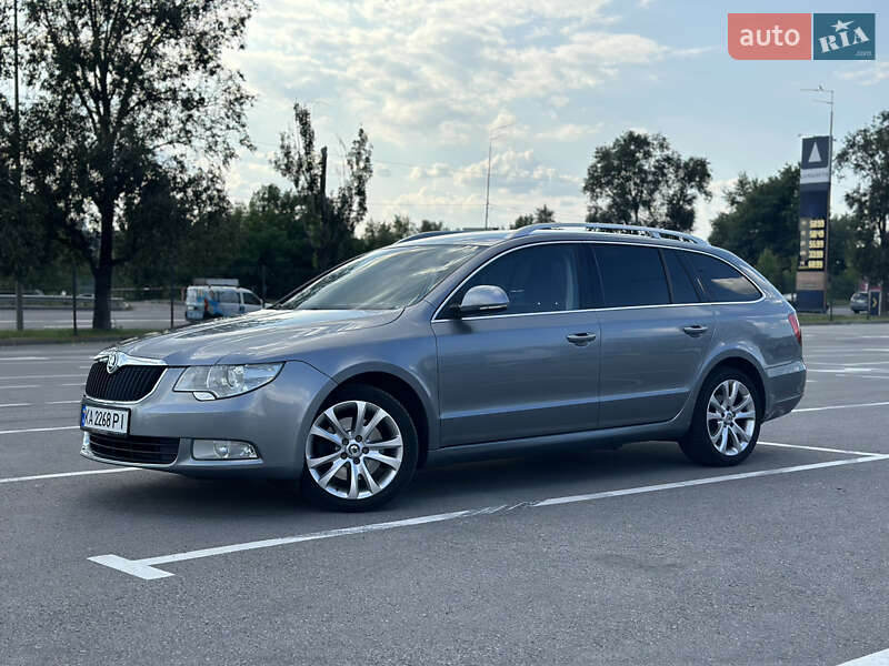 Универсал Skoda Superb 2009 в Киеве