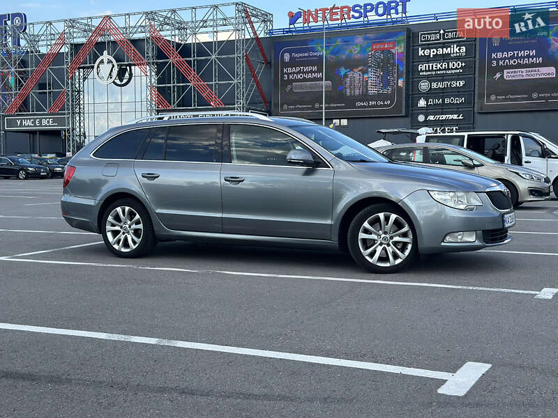Универсал Skoda Superb 2009 в Киеве