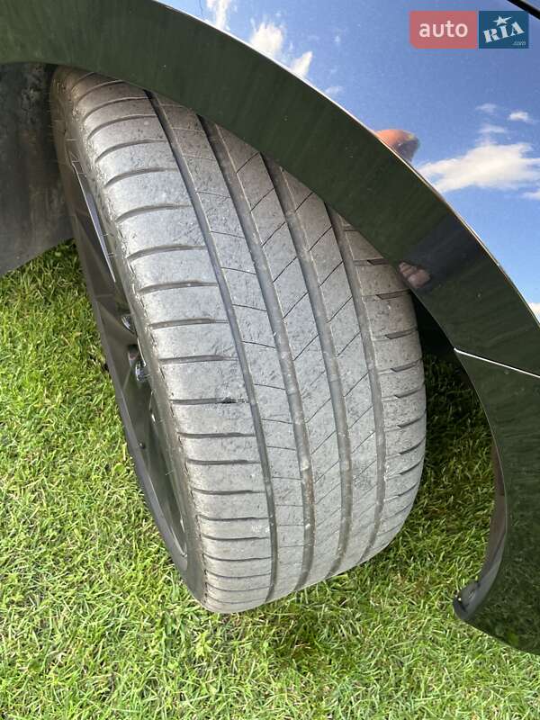 Універсал Skoda Superb 2020 в Коростені