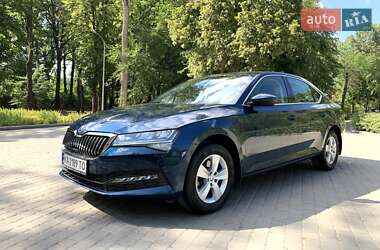 Лифтбек Skoda Superb 2023 в Кривом Роге