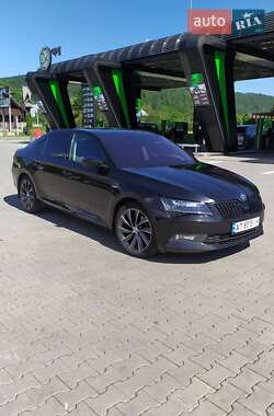 Лифтбек Skoda Superb 2016 в 