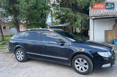 Универсал Skoda Superb 2012 в 