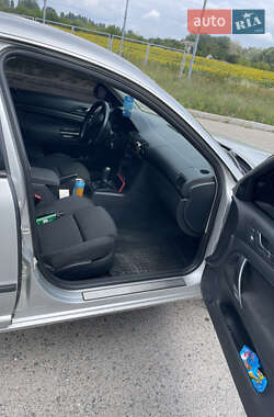Лифтбек Skoda Superb 2007 в 