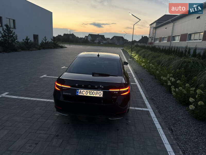 Лифтбек Skoda Superb 2019 в Львове
