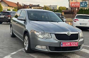 Лифтбек Skoda Superb 2009 в Ровно