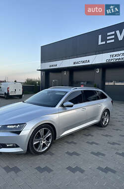 Универсал Skoda Superb 2017 в 