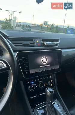 Универсал Skoda Superb 2017 в 