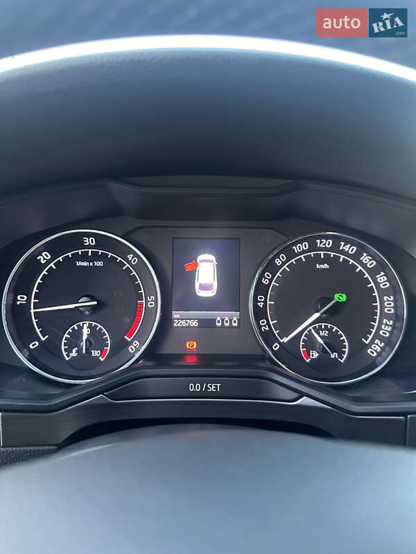 Универсал Skoda Superb 2017 в Хусте фото 35 Универсал Skoda Superb 2017 в Хусте