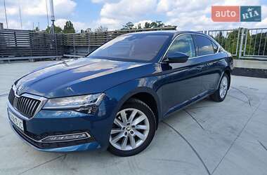 Лифтбек Skoda Superb 2022 в Киеве