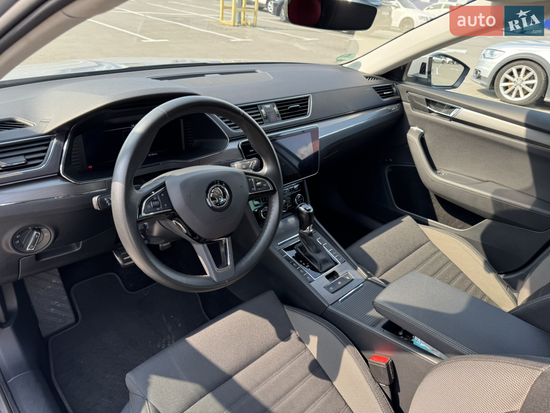 2019 Skoda Superb - мініатюра 64