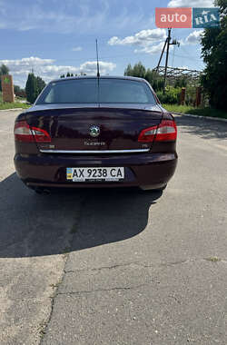 Лифтбек Skoda Superb 2009 в 