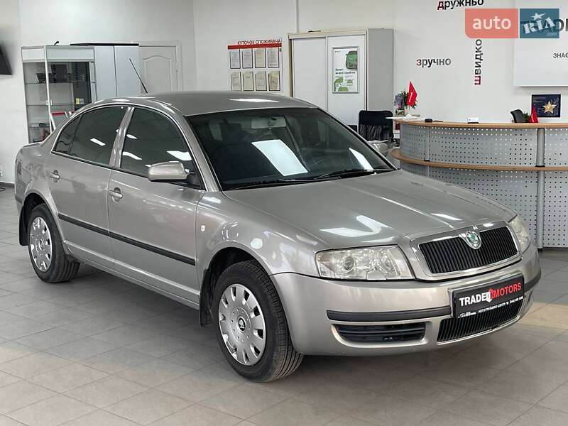 Skoda Superb 2006