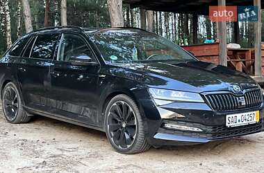 Универсал Skoda Superb 2020 в 