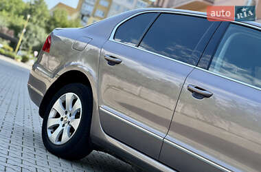 Лифтбек Skoda Superb 2014 в 