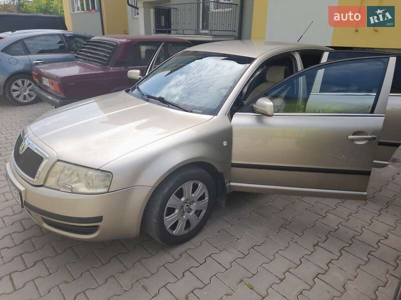 Лифтбек Skoda Superb 2005 в Тернополе
